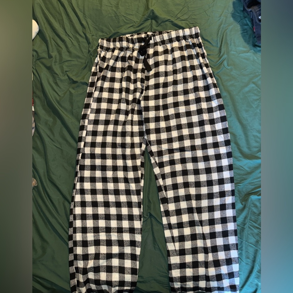 Black and White Checkered Sleepwear Pants
